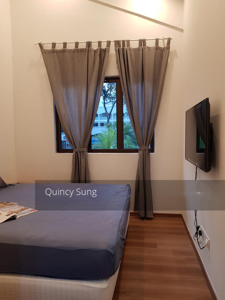 Sims Avenue (D14), Semi-Detached #307978351